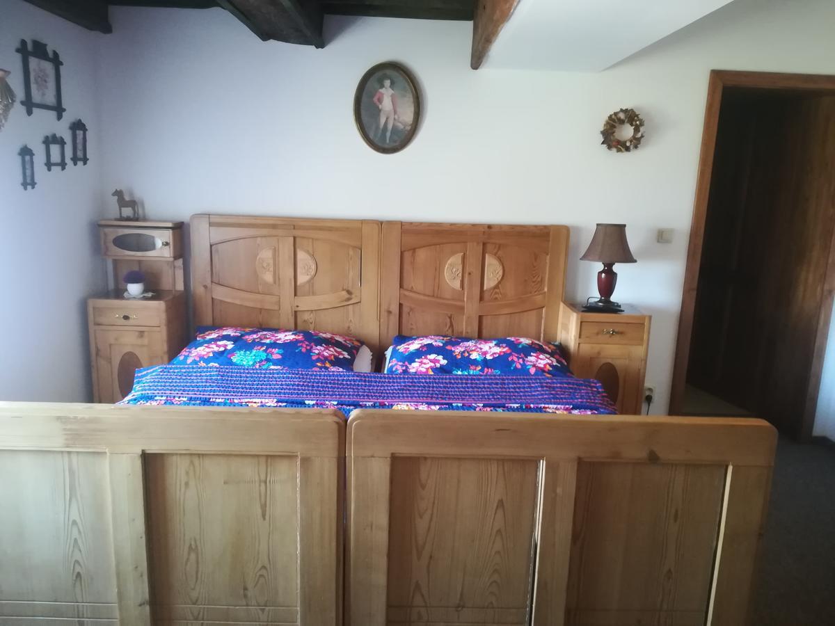 Penzion U Jindry Zeleznice Экстерьер фото